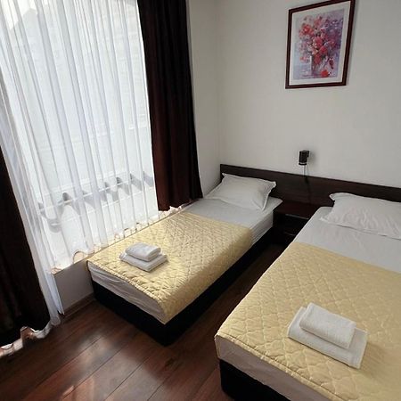 Aspen Golf Resort K004 Ski & Spa Relax Apartment 라즐로그 외부 사진