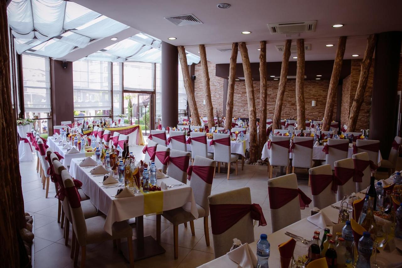 Aspen Golf Resort K004 Ski & Spa Relax Apartment 라즐로그 외부 사진