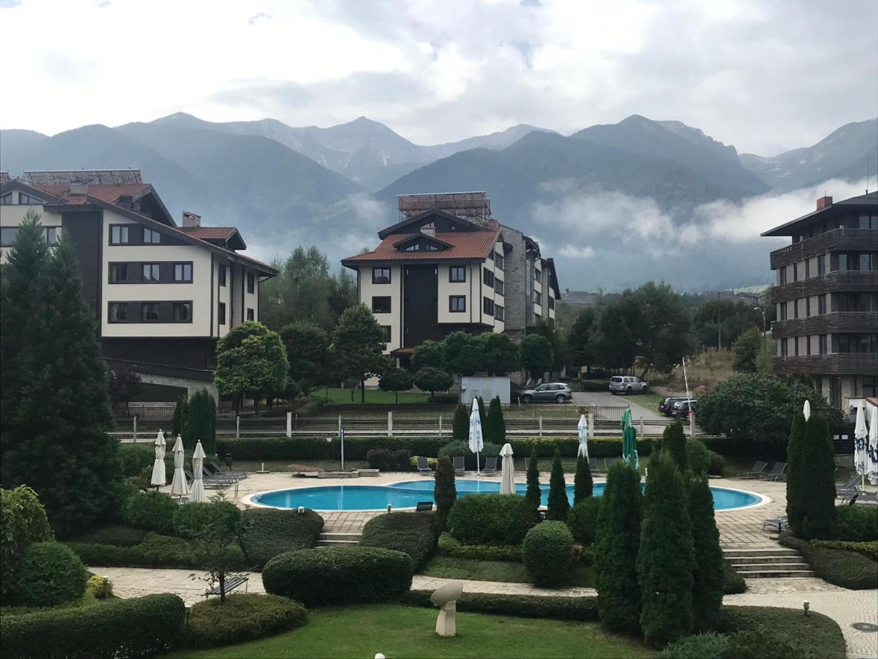 Aspen Golf Resort K004 Ski & Spa Relax Apartment 라즐로그 외부 사진